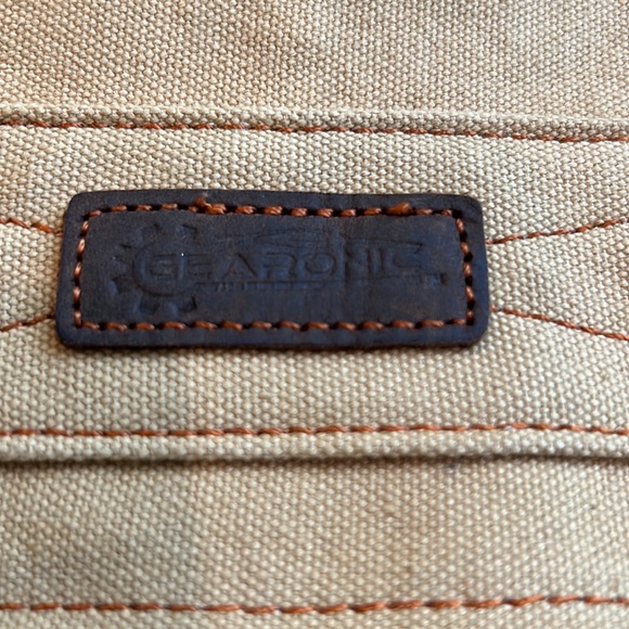 Gearonic Tan Canvas & Leather Messenger Bag - Picture 2 of 8